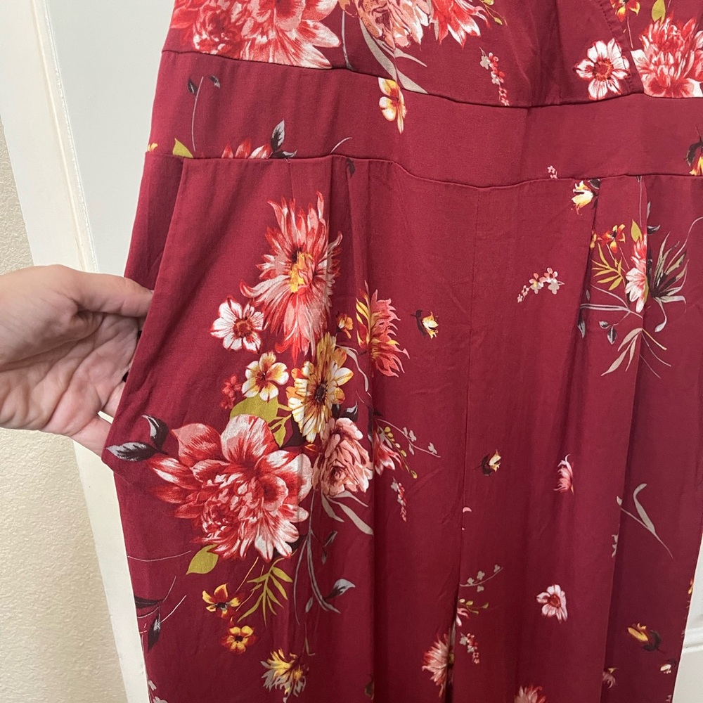 Floral Sleeveless Jumpsuit - Red - Picture 3 of 5